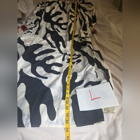 H&M Special Edition Loose Fit Dress Long Sleeves Cream Black Red Nwt - Picture 10 of 16